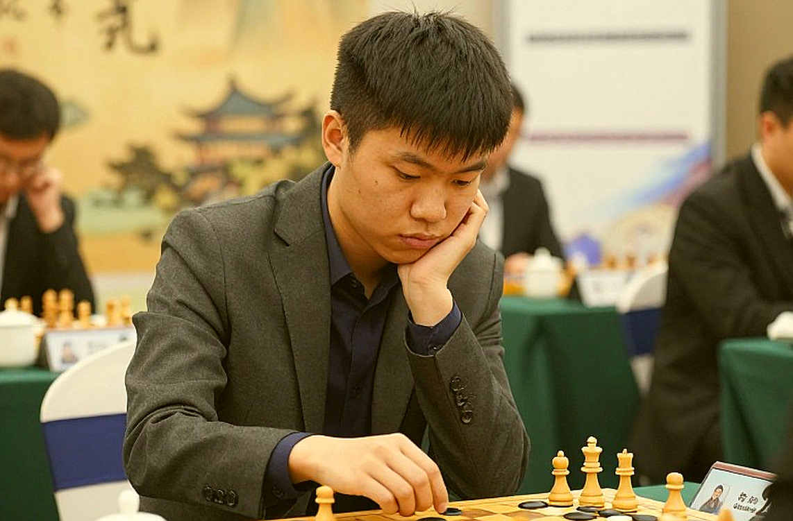 দাবার ব্লকচেইন: সামারকন্দে আট-মুখী টাই ও ChessBase #225-এর ওপেনিং বিপ্লব