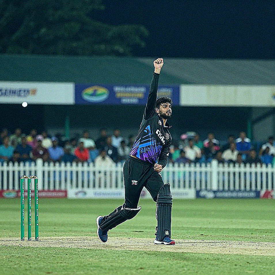 The Six Inches of Seam: Mapping Bangladeshi Pacers' Release Points and Length Adaptation in English Conditions The Six Inches of Seam: Mapping Bangladeshi Pacers' Release Points and Length Adaptation in English Conditions