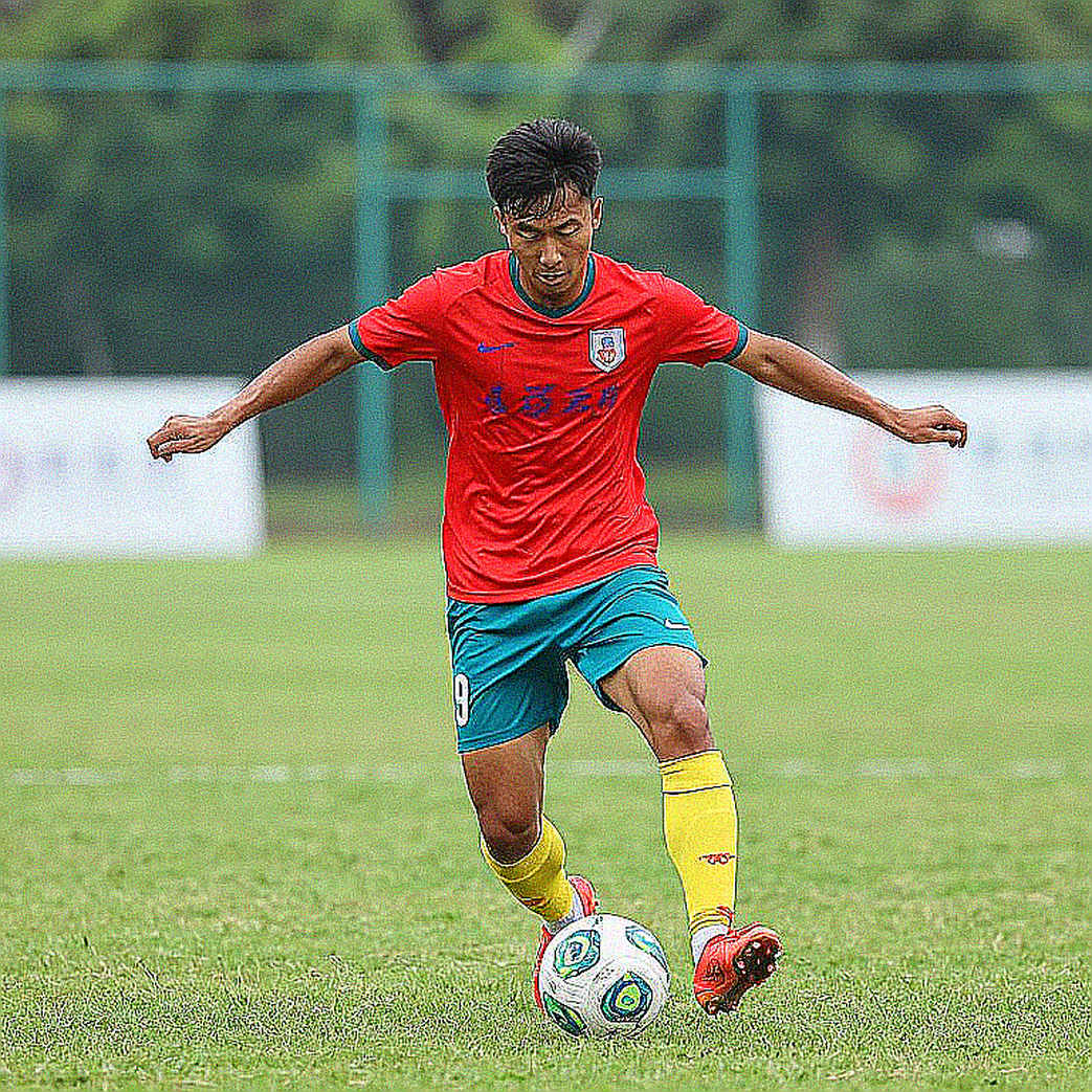 ট্রান্সফার বাজারের অদৃশ্য হাত: এজেন্ট, লিক আর ম্যানেজমেন্টের নীরব যুদ্ধ
