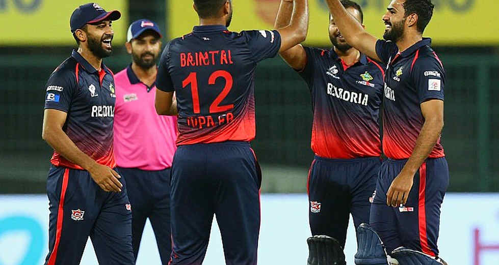 The Last Five Overs Are the New Dressing Room: The Arithmetic Behind 176 The Last Five Overs Are the New Dressing Room: The Arithmetic Behind 176