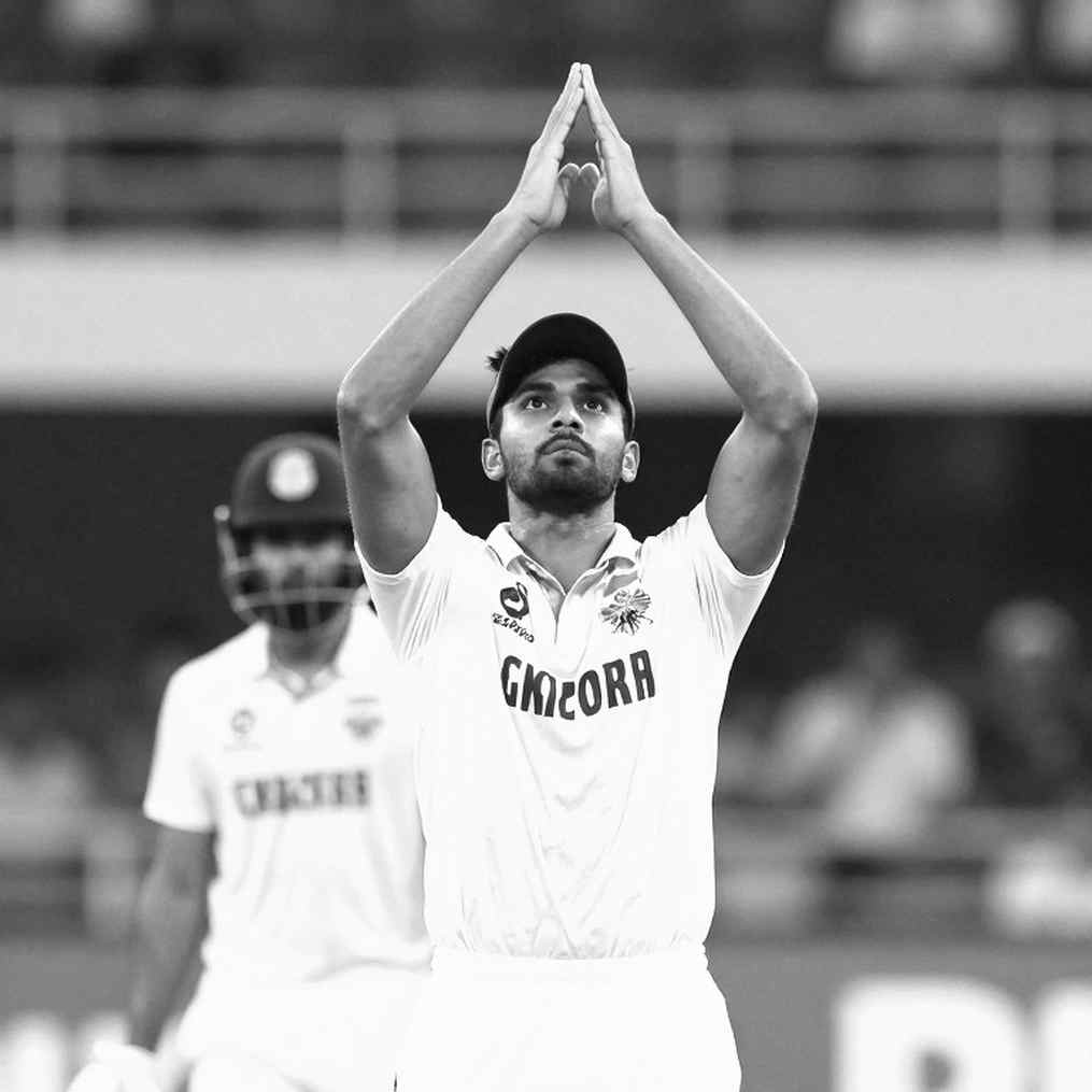 নতুন টেস্ট অধিনায়ক কুশল মেন্ডিস: যে ফাঁকটা পরিসংখ্যান বলে না