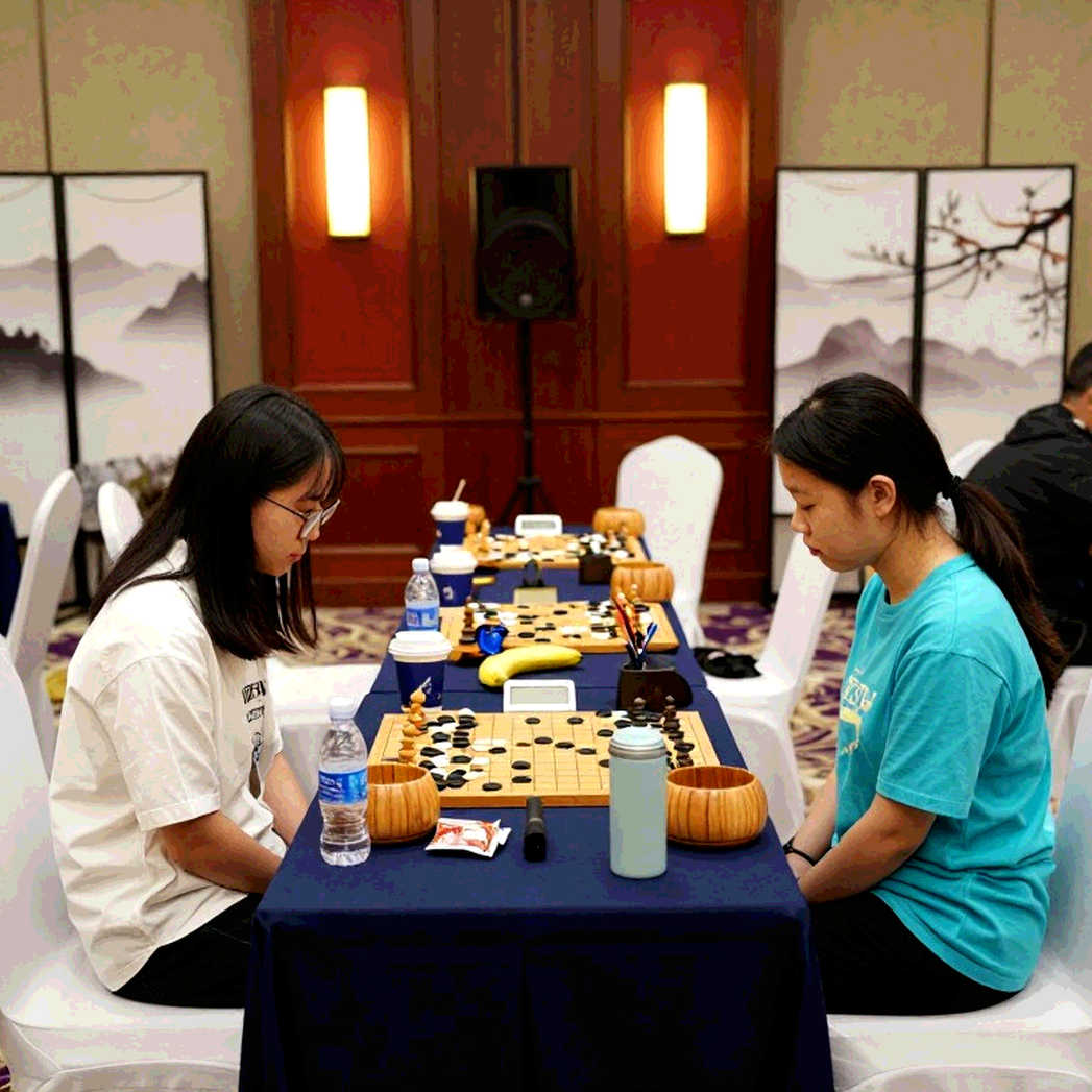 ChessMom ফিরলেন: বোর্ডের ভেতরে ও বাইরে মায়েদের সমর্থন