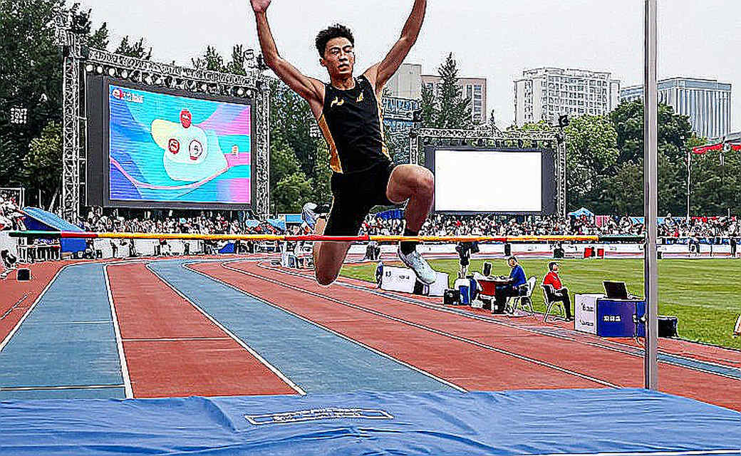 When the Camera Is Off, the Eye Opens: The Invisible Lane of Women's Sprinting in Bangladeshi Athletics