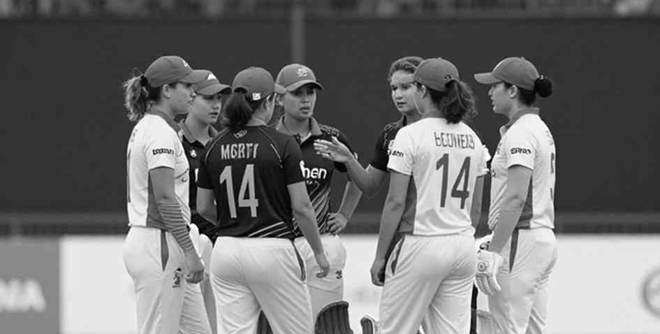 Blockchain Tickets and Spell-Decay: The Invisible Half-Space of Cricket's Tournament Cycle Blockchain Tickets and Spell-Decay: The Invisible Half-Space of Cricket's Tournament Cycle
