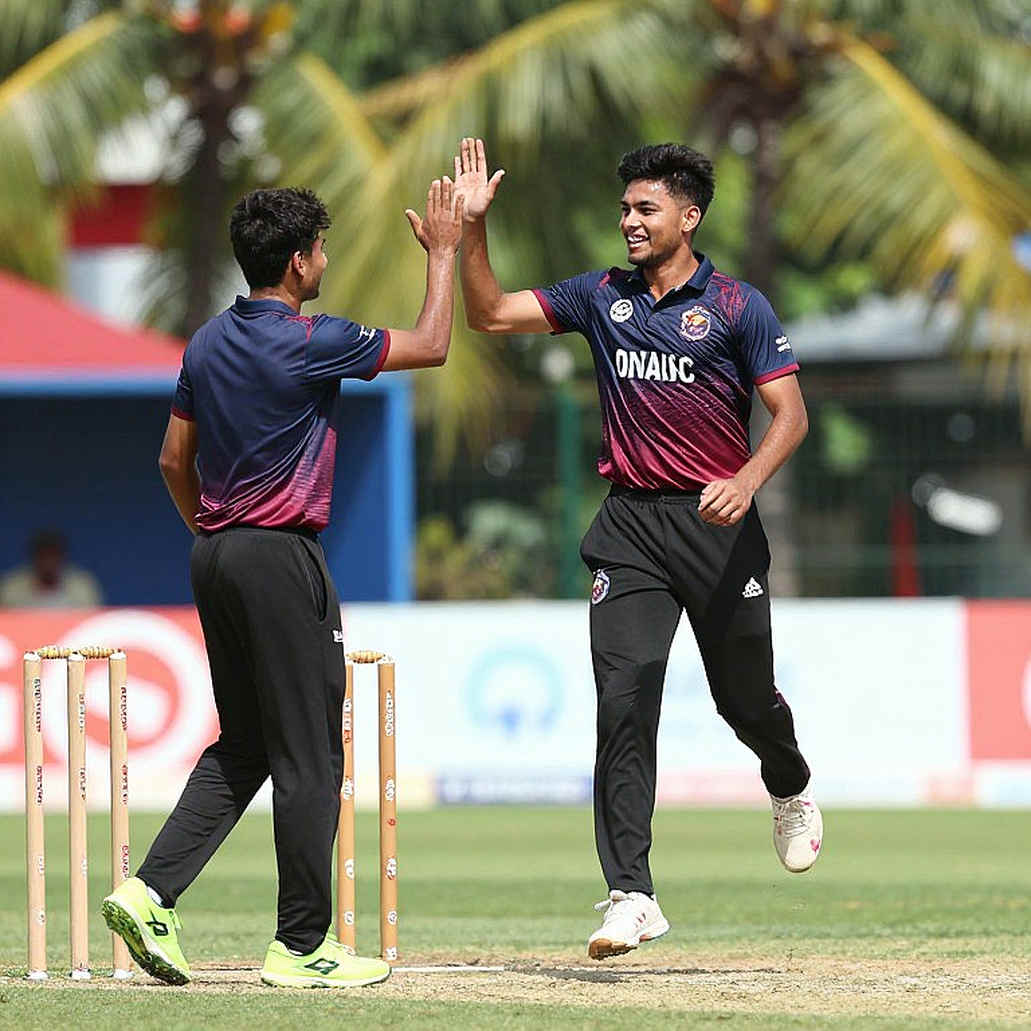 ক্রিকেটের নিলাম-বাজার: টাকা কোথায় লুকায়, আর কেন আমরা ভুল খবর ছাপি ক্রিকেটের নিলাম-বাজার: টাকা কোথায় লুকায়, আর কেন আমরা ভুল খবর ছাপি