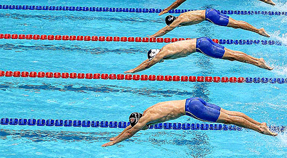 2:09.80 — No Course, No Splits, Still a Headline: The Real Arithmetic of Emma Redman's 200 Breaststroke 2:09.80 — No Course, No Splits, Still a Headline: The Real Arithmetic of Emma Redman's 200 Breaststroke