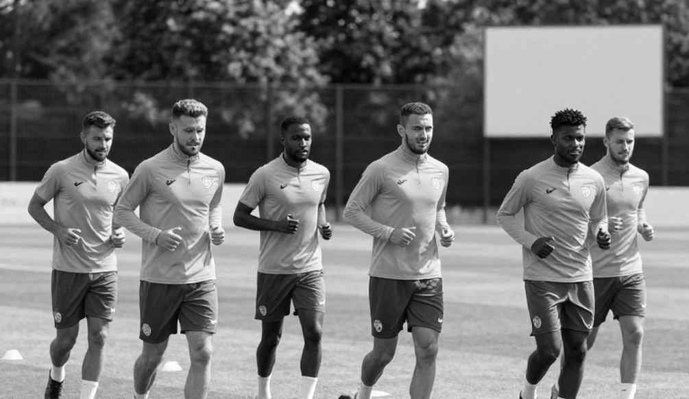 Empty Fields, Hard Hashes: Blockchain Audit Trails in Football's Transfer Ledger Empty Fields, Hard Hashes: Blockchain Audit Trails in Football's Transfer Ledger